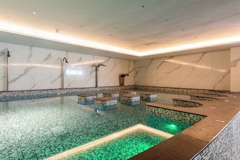 the anandi hotel and spa shanghai