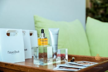 the anandi hotel and spa shanghai