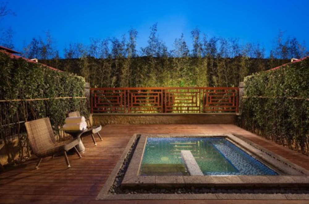 grand bay hotel beijing