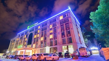 holiday inn express lhasa potala palace by ihg