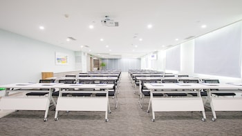 holiday inn express chifeng hongshan by ihg