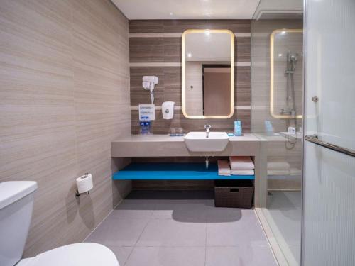 holiday inn express hangzhou east station by ihg