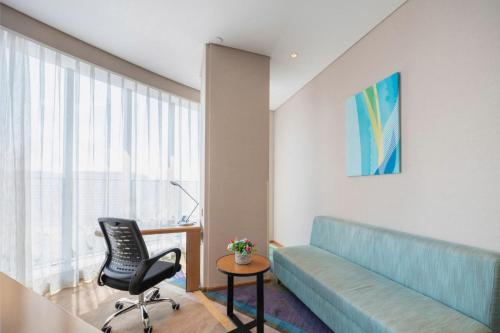 holiday inn express hangzhou east station by ihg
