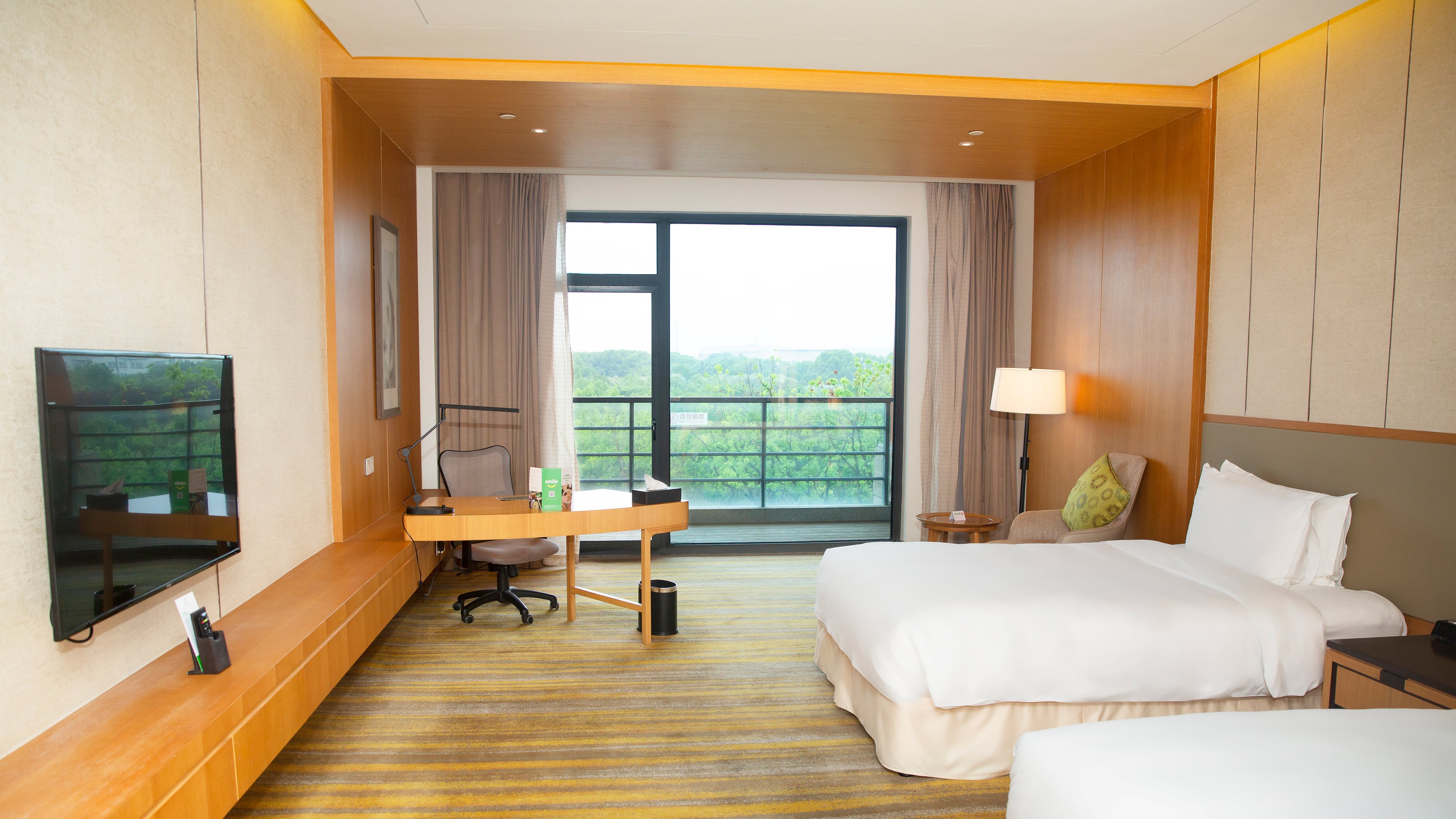 holiday inn kunshan huaqiao by ihg