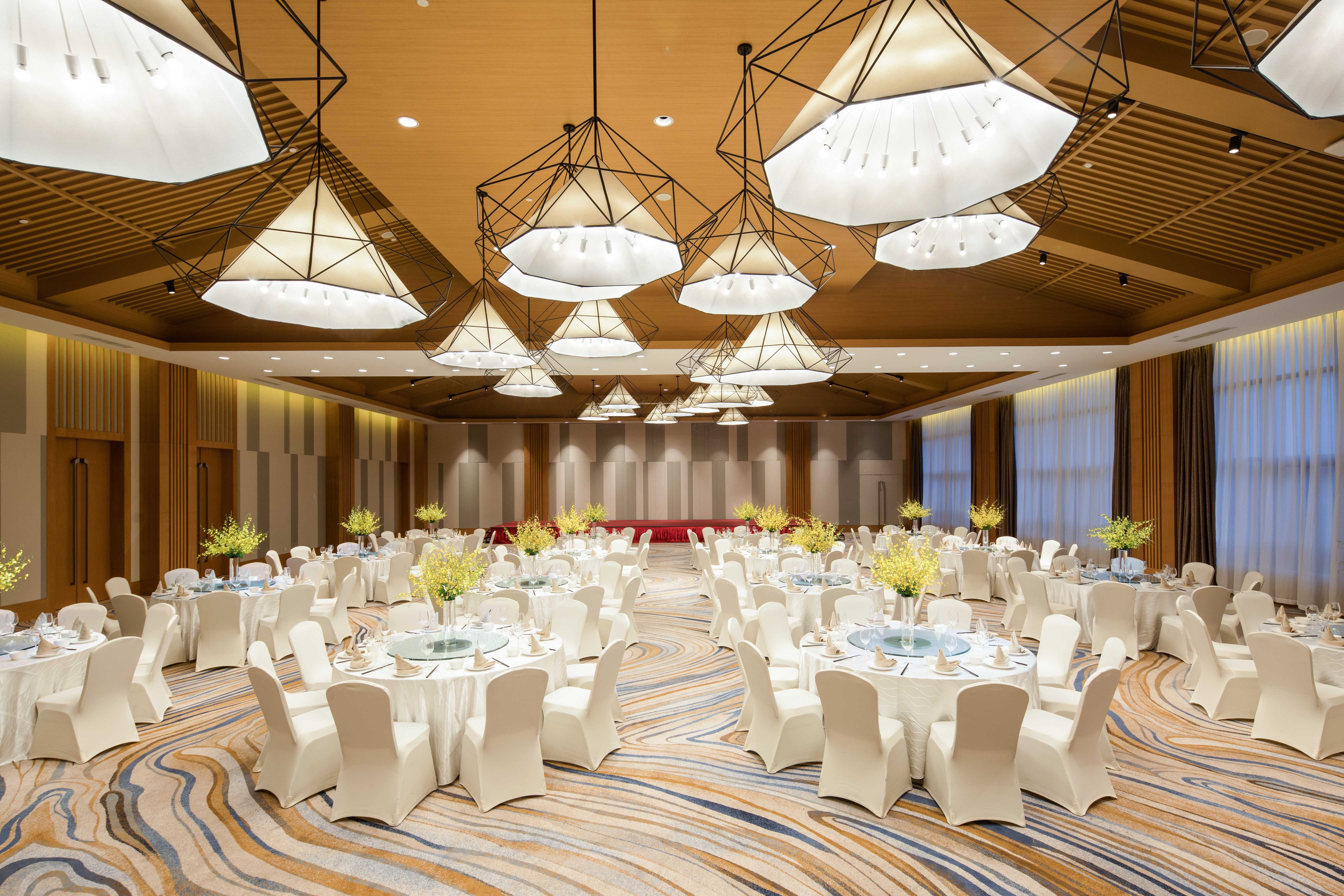 holiday inn kunshan huaqiao by ihg