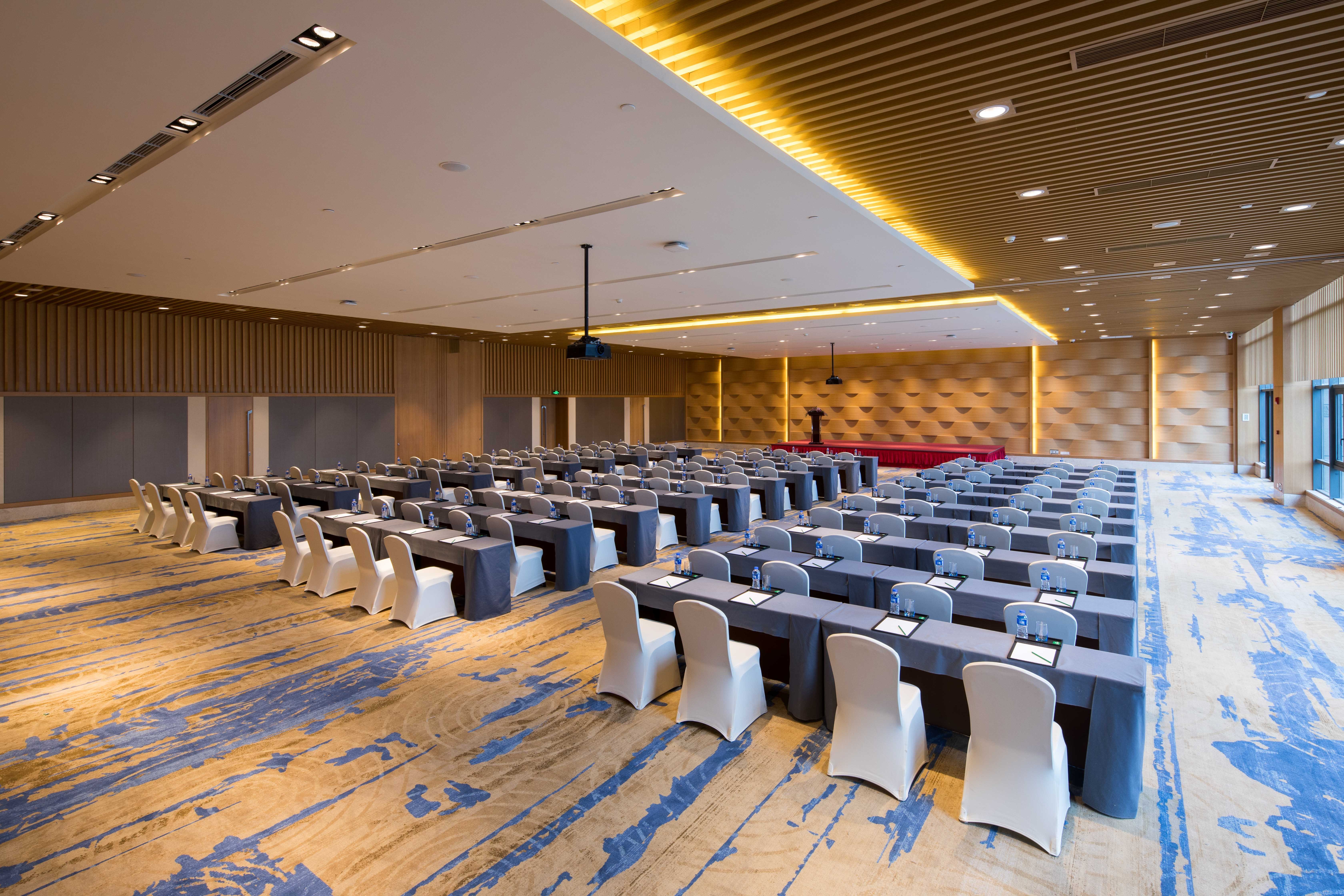 holiday inn kunshan huaqiao by ihg