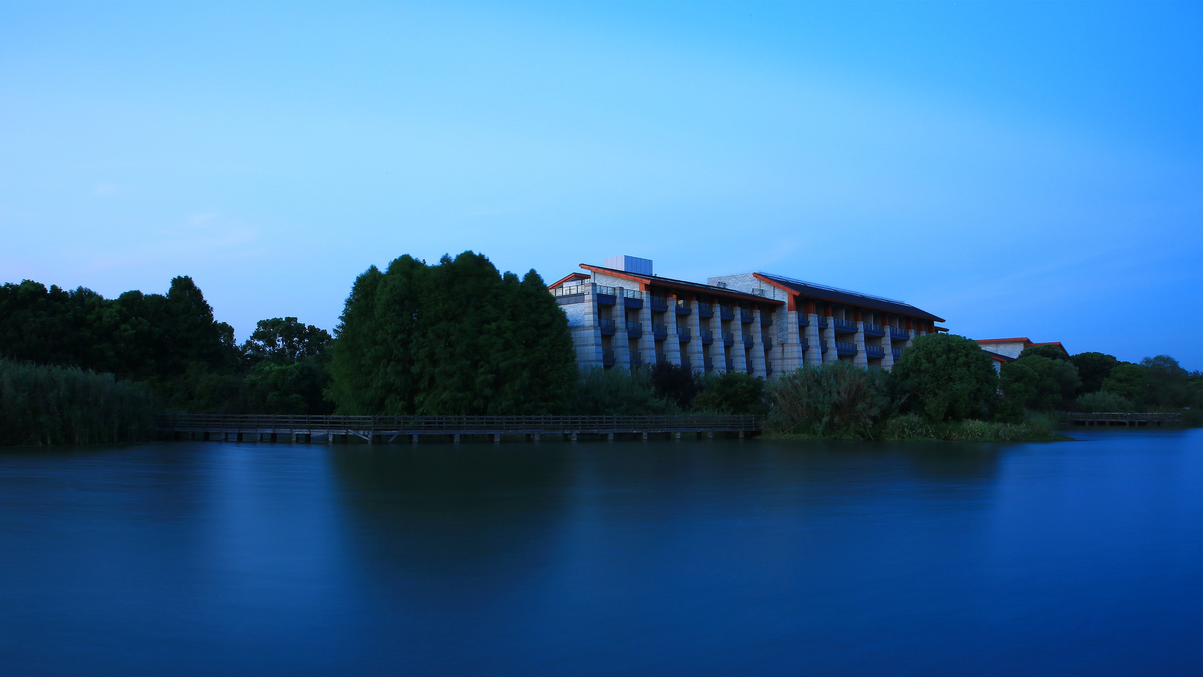 holiday inn kunshan huaqiao by ihg