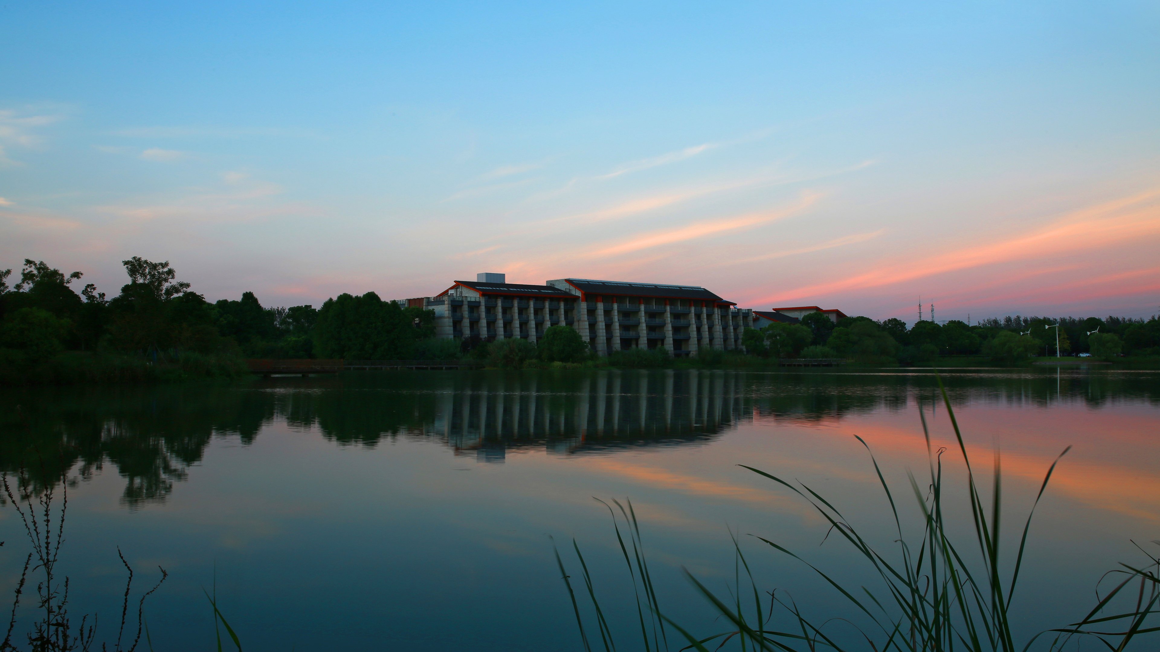 holiday inn kunshan huaqiao by ihg