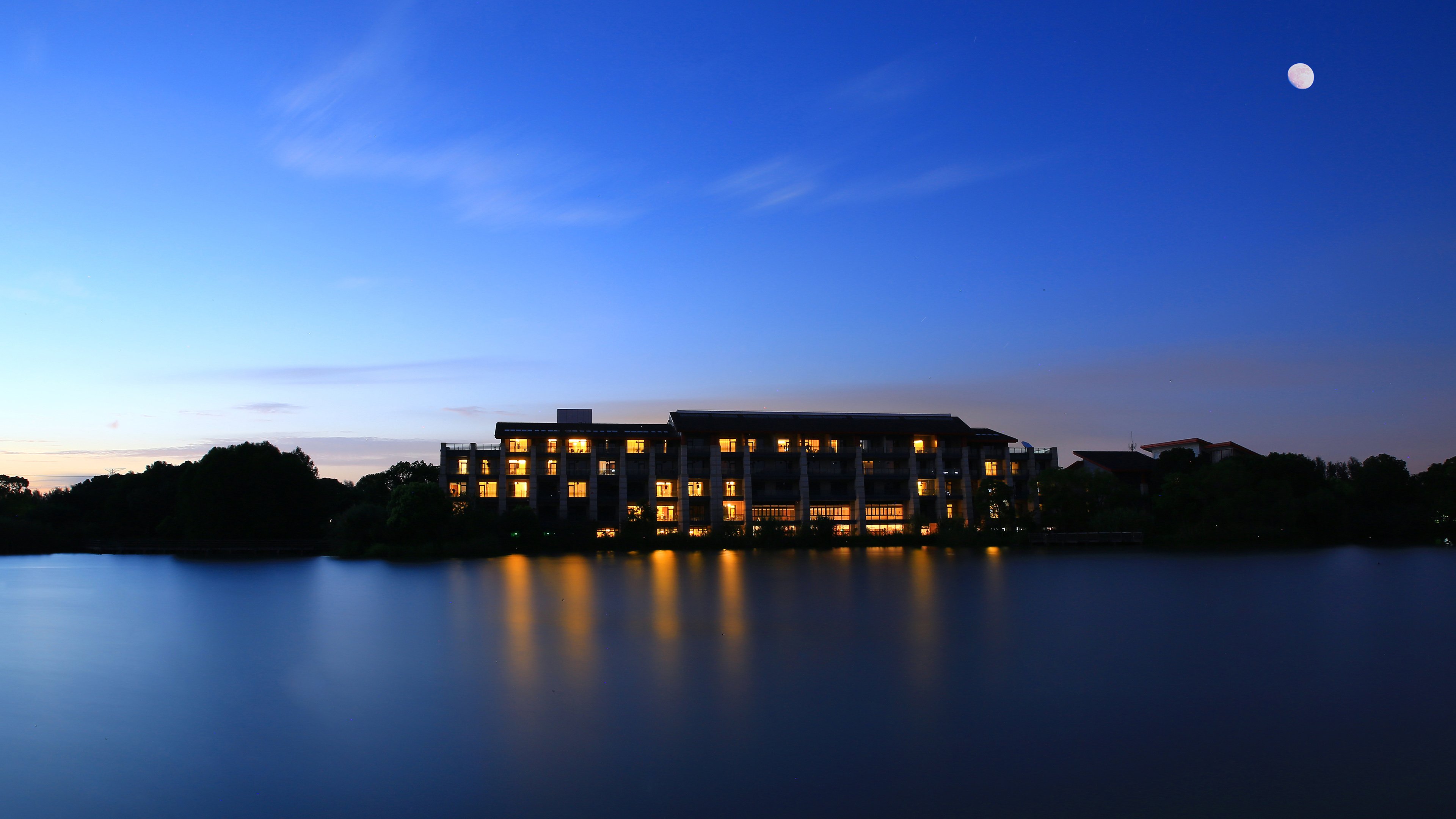 holiday inn kunshan huaqiao by ihg