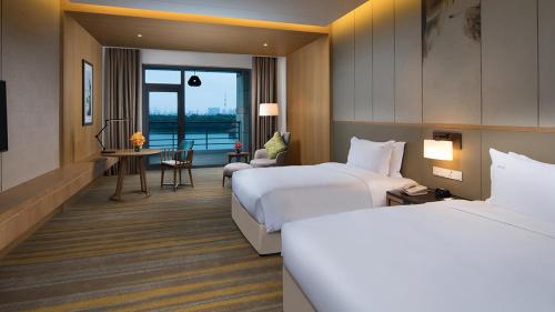 holiday inn kunshan huaqiao by ihg