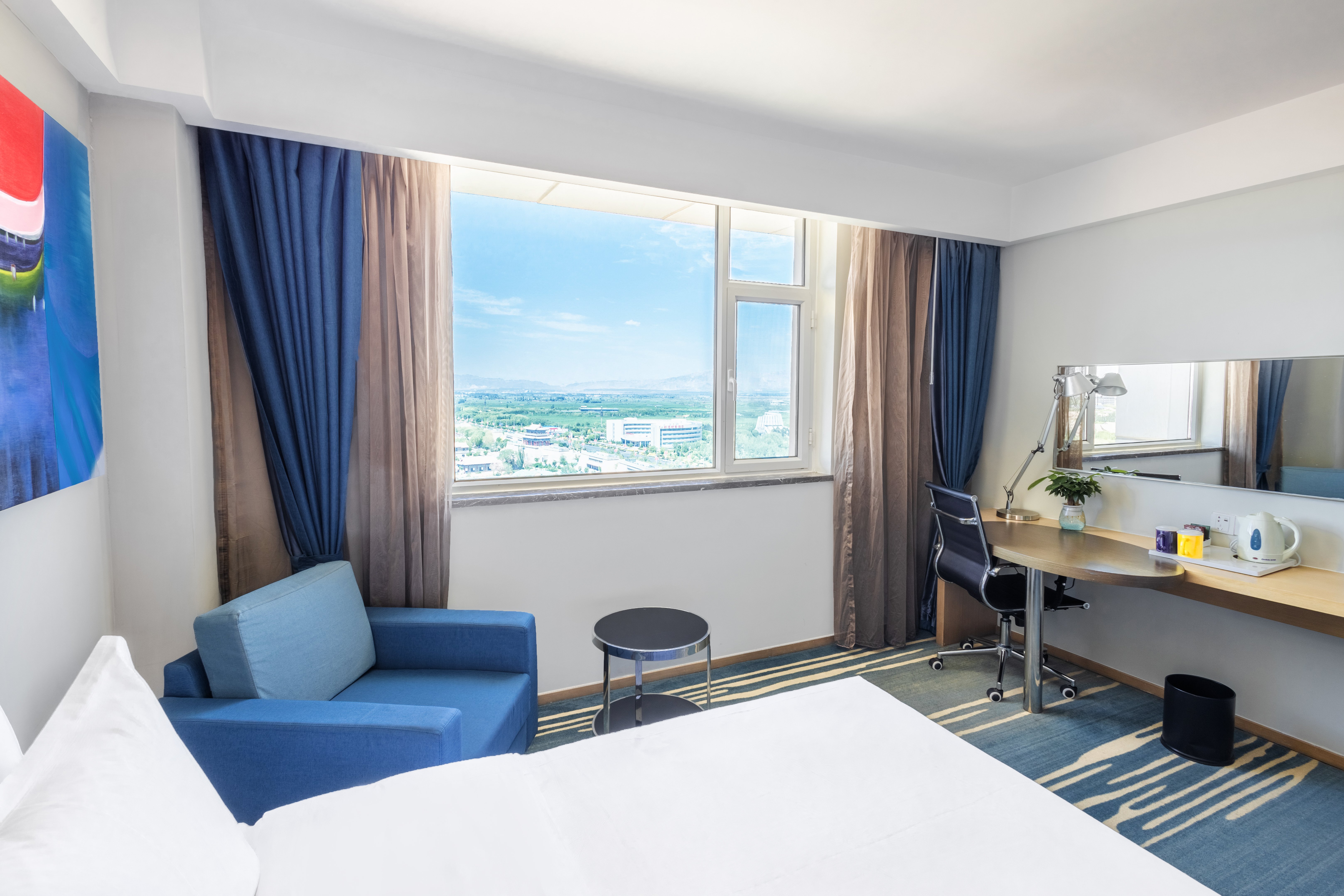 holiday inn express zhangye