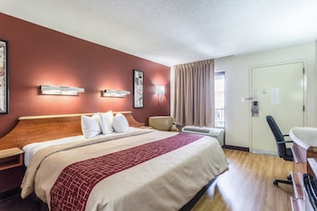 red roof inn bowling green