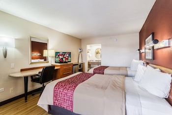 red roof inn bowling green