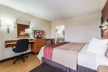 red roof inn bowling green