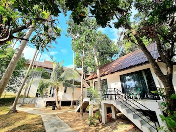 astrococo beach resort by coconut beach