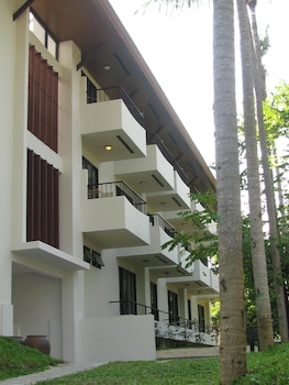 astrococo beach resort by coconut beach
