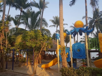 astrococo beach resort by coconut beach