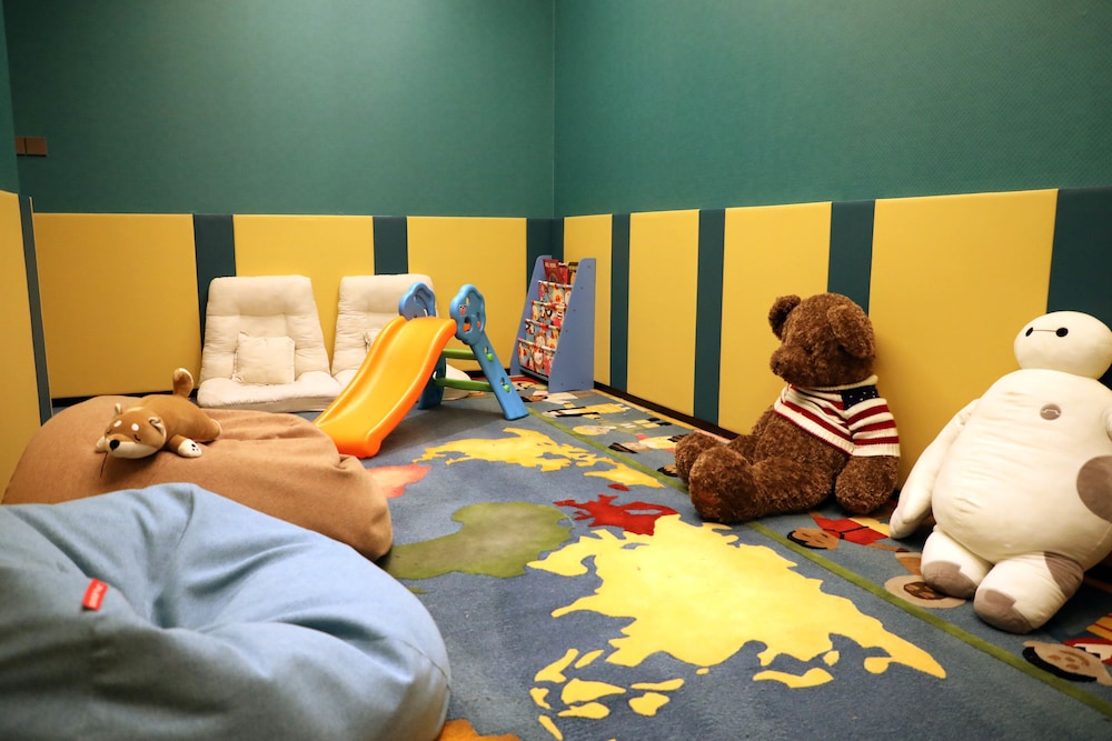 fraser suites dalian