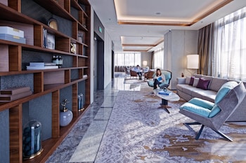 fraser suites dalian