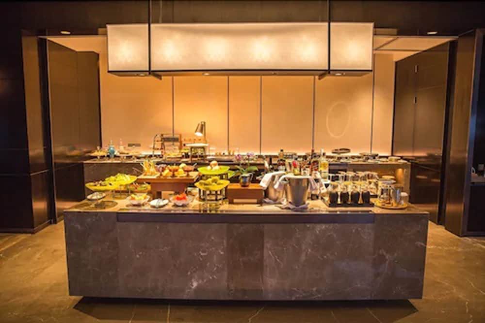 intercontinental guangzhou exhibition center by ihg