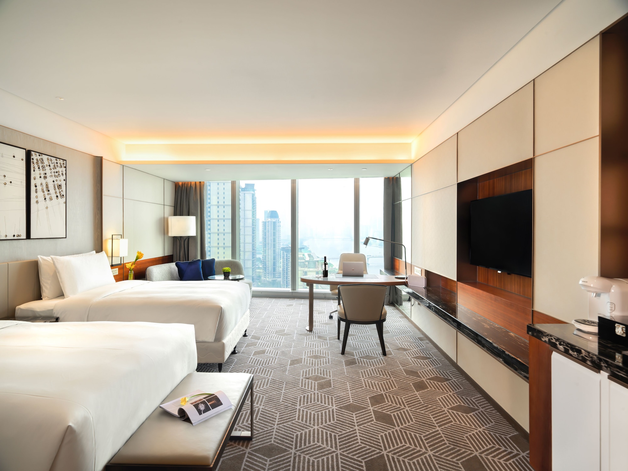 intercontinental guangzhou exhibition center by ihg