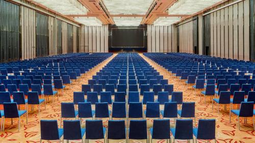 intercontinental guangzhou exhibition center by ihg