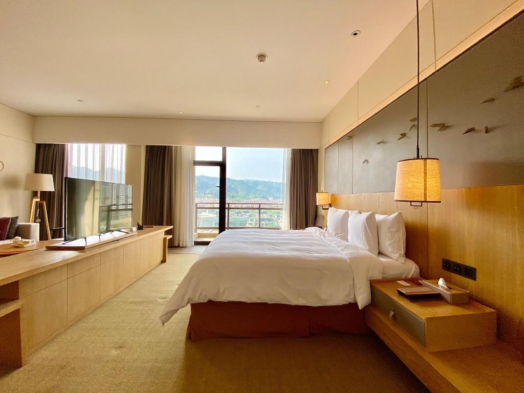 crowne plaza nanchang wanli by ihg