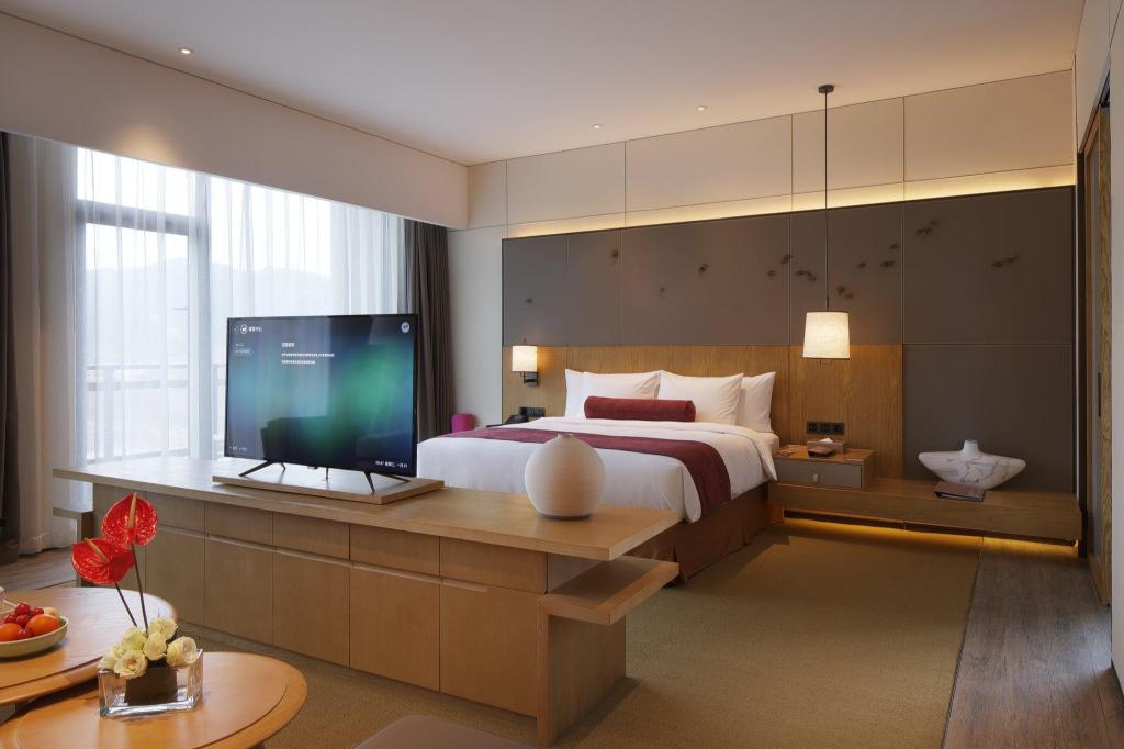crowne plaza nanchang wanli by ihg