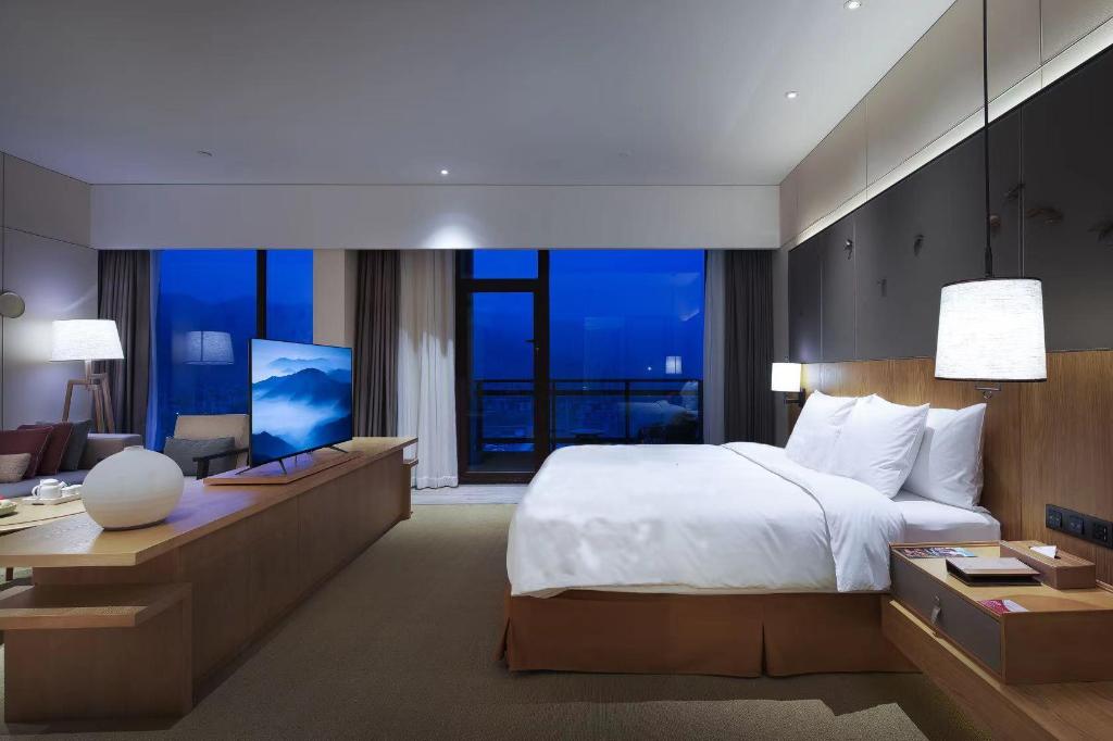 crowne plaza nanchang wanli by ihg