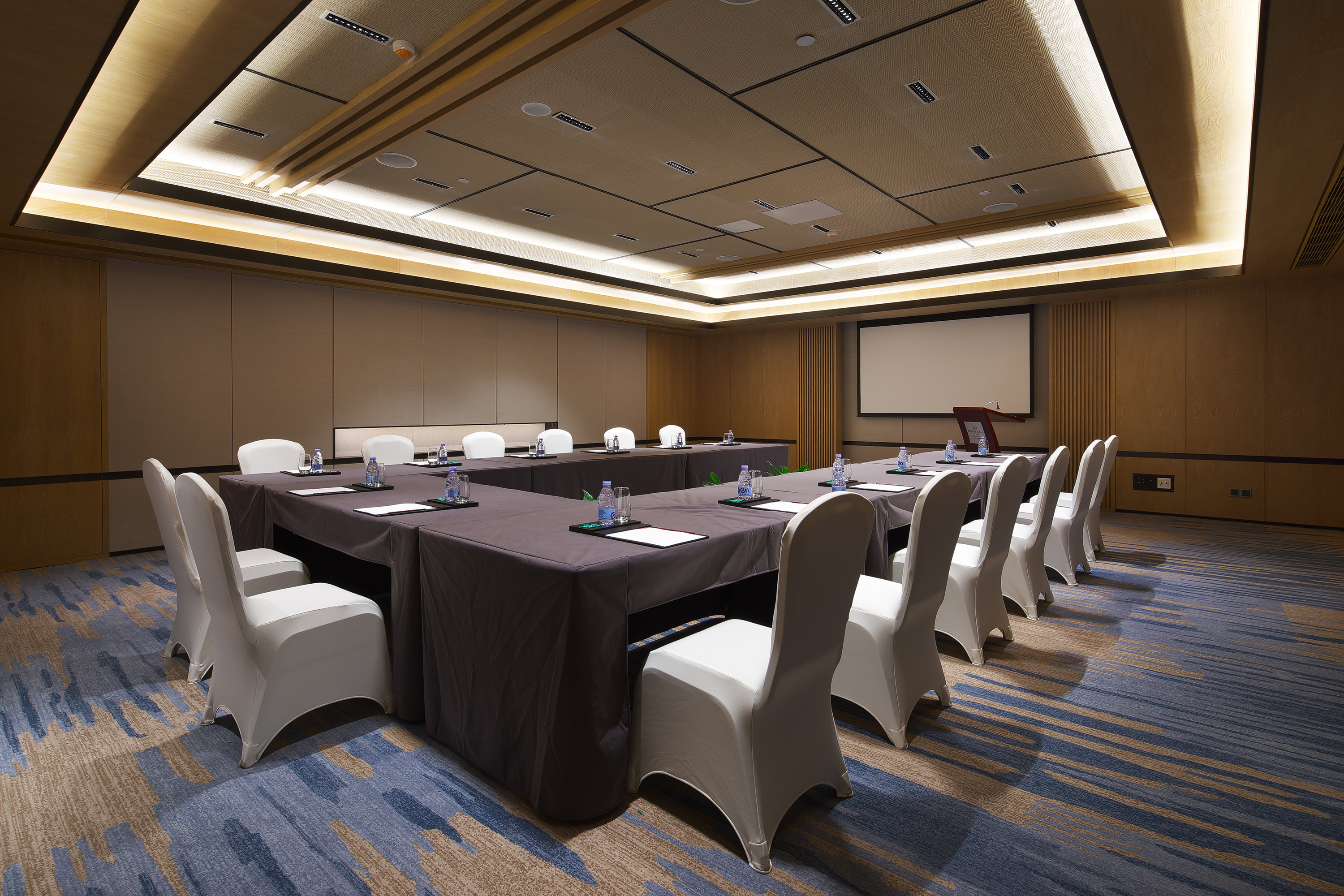 crowne plaza nanchang wanli by ihg