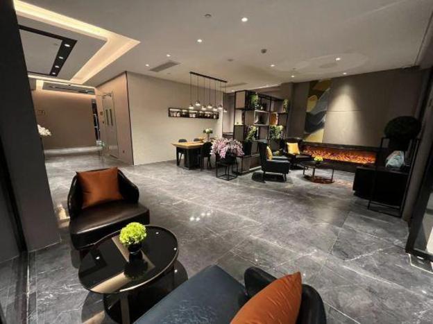 homeinn selected hotel shanghai xinzhuang subway station north square