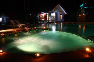 Phalarn Inn Resort,28/1 M.4 Maenam Beach,4 star