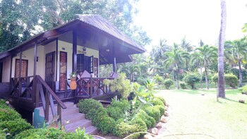 lolita bungalow