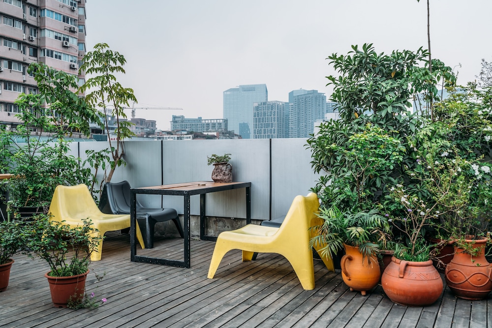 chengdu flipflop hostel