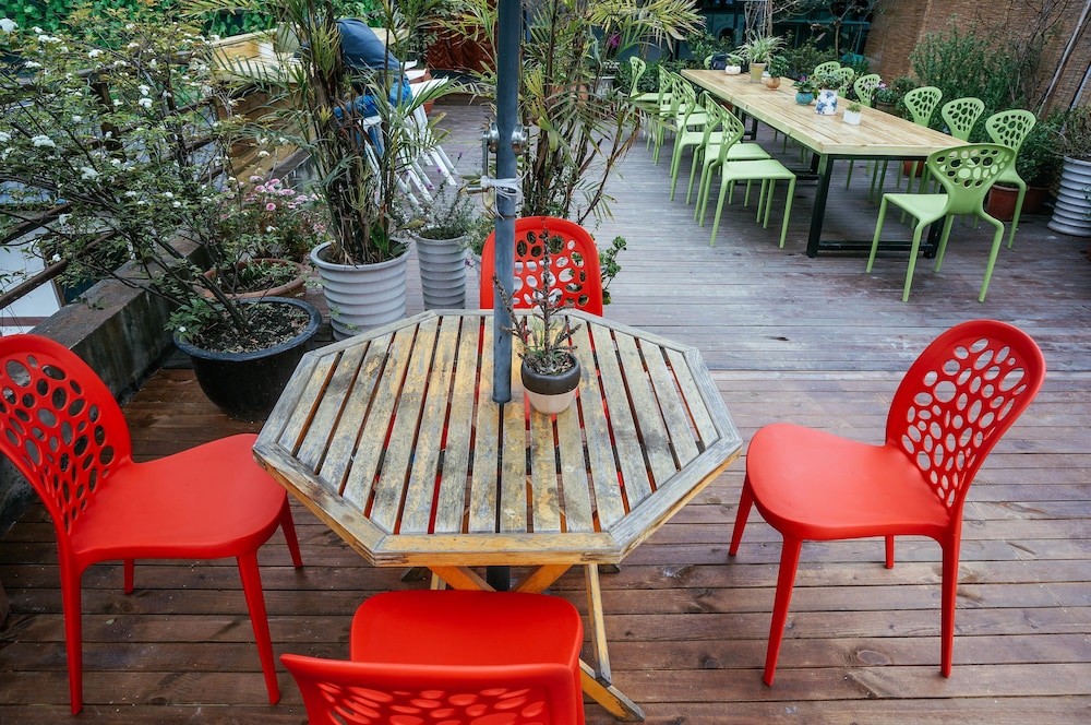 chengdu flipflop hostel