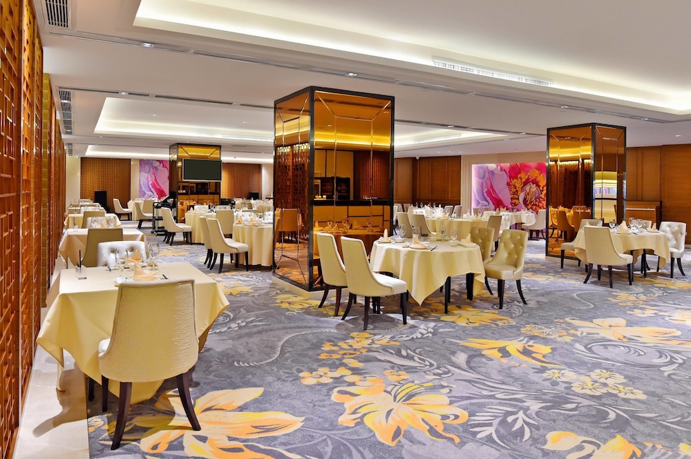 grand skylight intl hotel huizhou