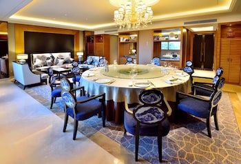 grand skylight intl hotel huizhou