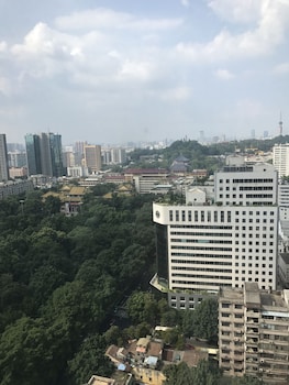 Nomo Beijing Rd.Jiedenga-Mall Apartment,Near Huaisheng Mosque,4 star