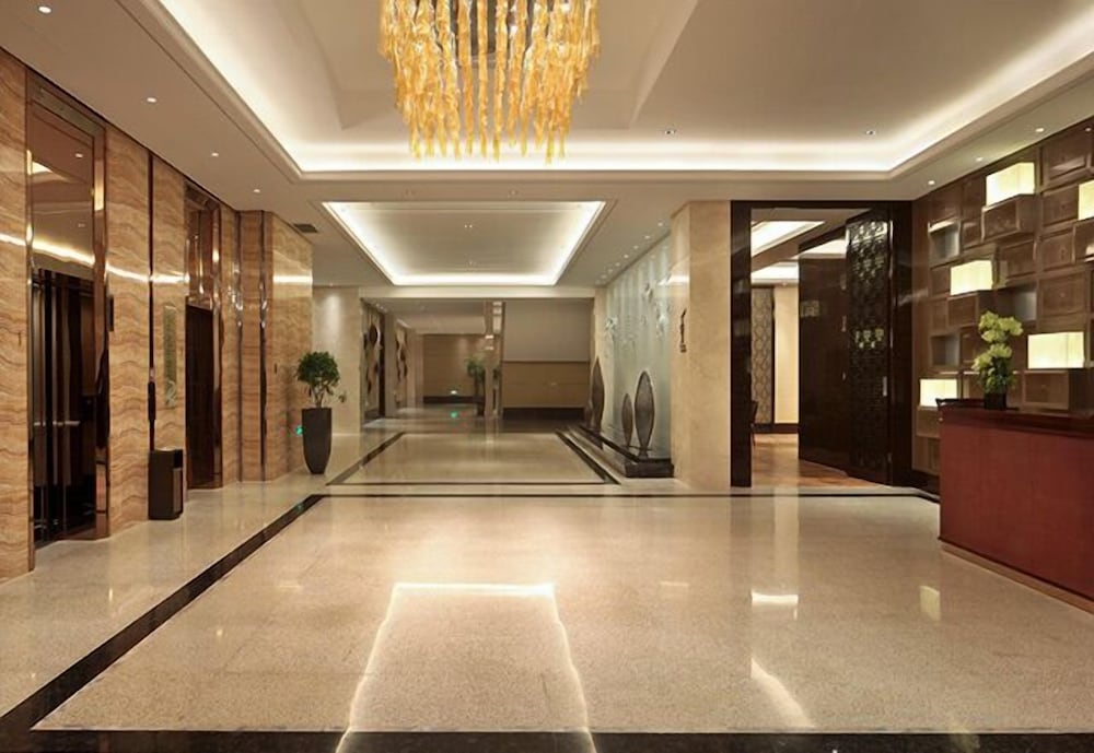 luan suntone plaza hotel