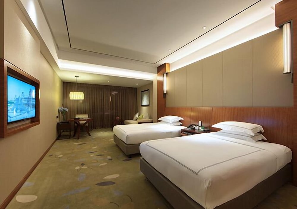 luan suntone plaza hotel