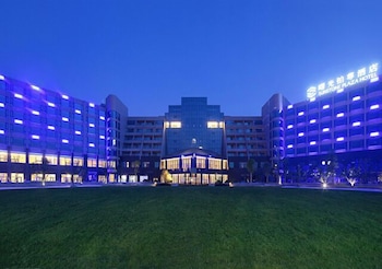 luan suntone plaza hotel