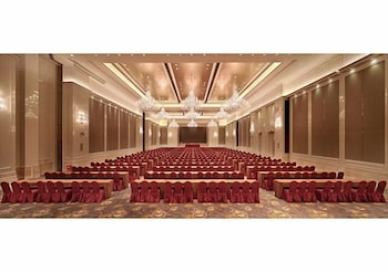 luan suntone plaza hotel