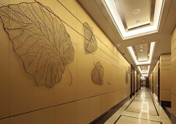 luan suntone plaza hotel