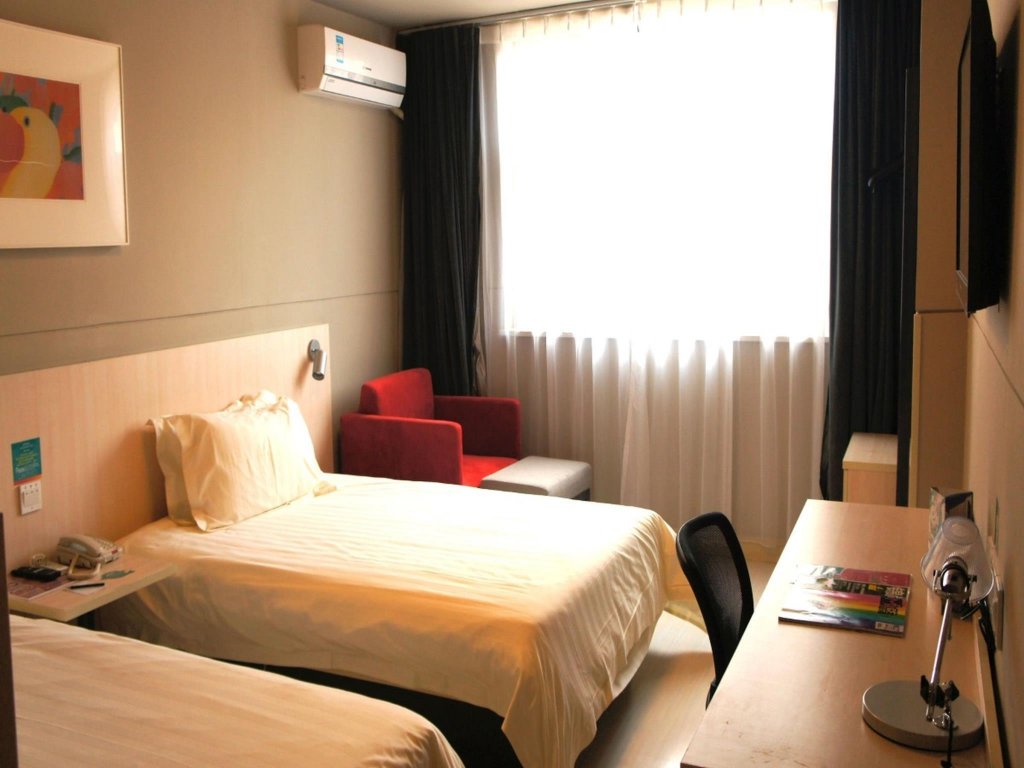 Jinjiang Inn Qingdao Bus Station,,3 star