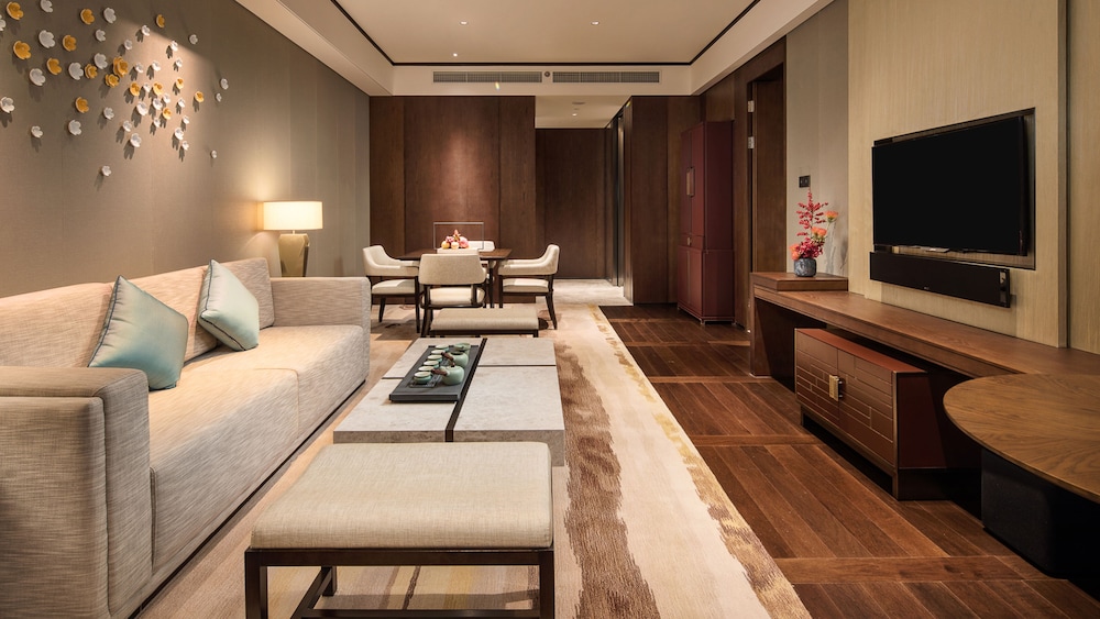 hualuxe xiamen haicang harbour view