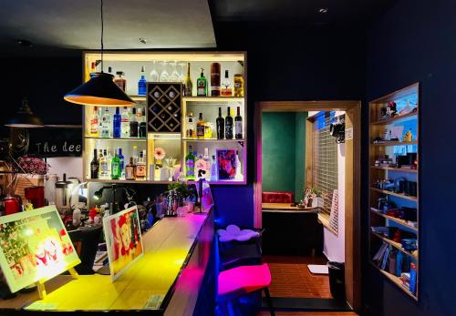 guilin cyan box hostel