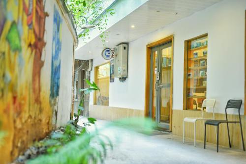 guilin cyan box hostel