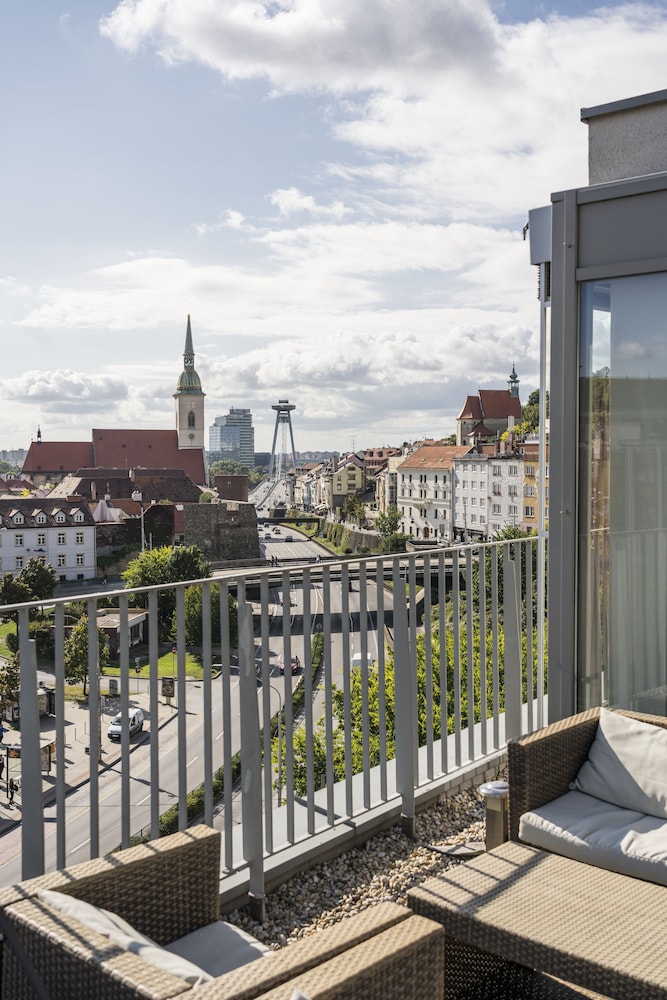 falkensteiner hotel bratislava