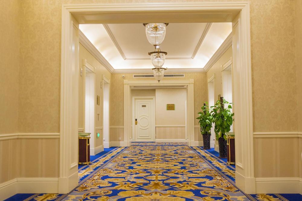 qingdao jinshi international hotel