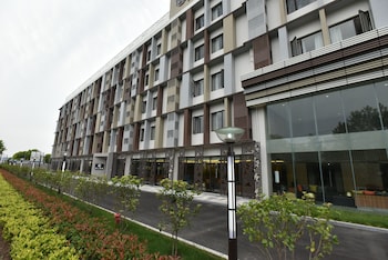 Shanghai-Deco Hotel,No. 815 Chen Yang Road,4 star